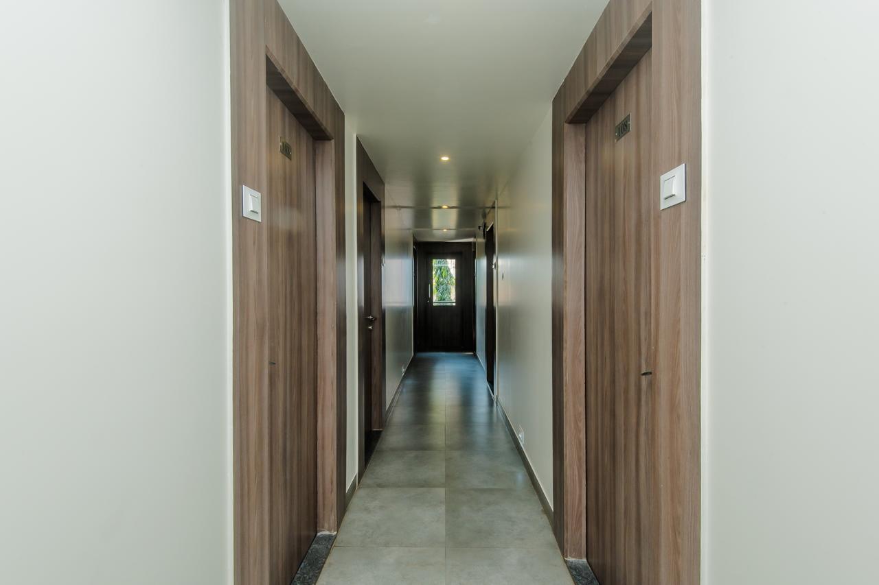 Oyo 13857 Hotel Imperial Umele Екстер'єр фото
